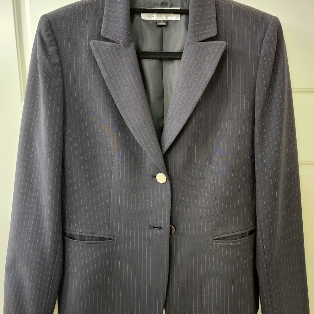 Tahari by Arthur Levine Blue Pinstripe Single Breasted Suit Coat Size 6